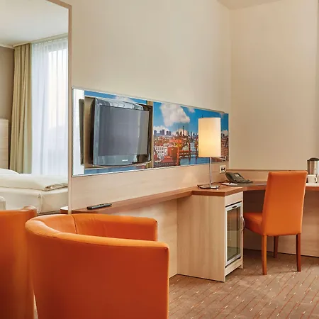 호텔 H+ 미테