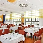 Hotel H+ Mitte 4*