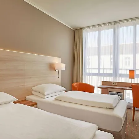 H+ Mitte Hotel 4*