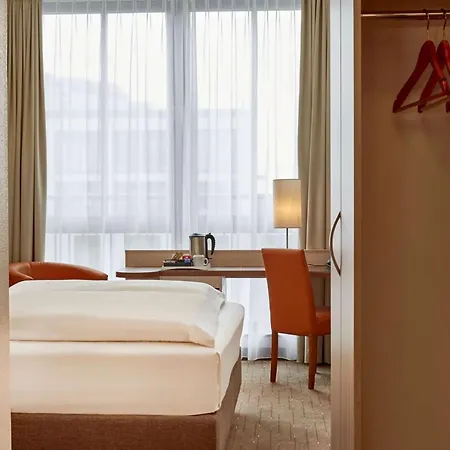 H+ Mitte Hotell