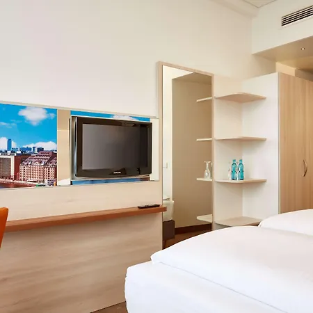 Hotel H+ Mitte Berlino